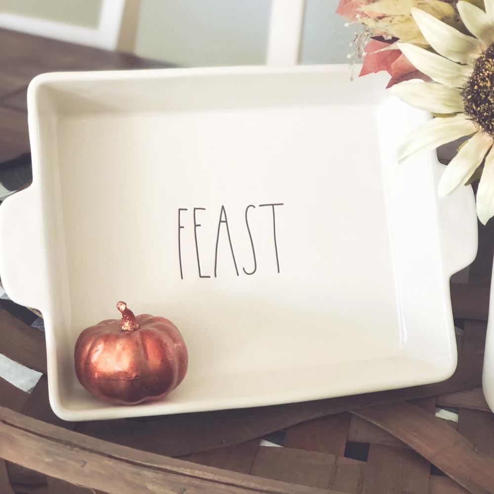 Rae Dunn “feast” bake dish